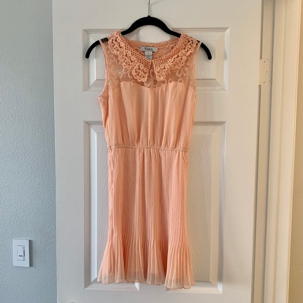 NWT Pinky peach pleated Peter Pan collar garden party dress Small S